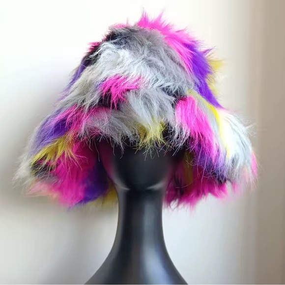 Men’s Green Animal Print Faux Fur Costume Y2K Rave Fuzzy Furry Bucket Hat - Picture 4 of 6